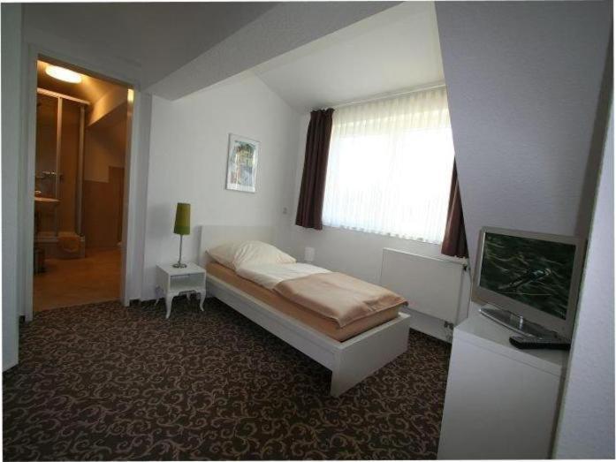 Pension Lok-Inn Walluf Quarto foto